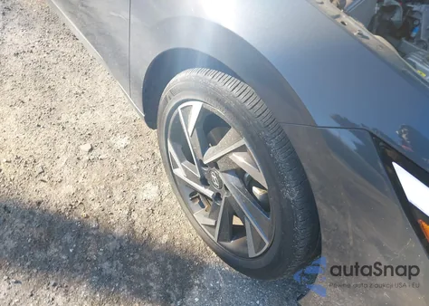 2024 Hyundai Elantra Sel from USA, damaged, VIN KMHLS4DG0RU695152